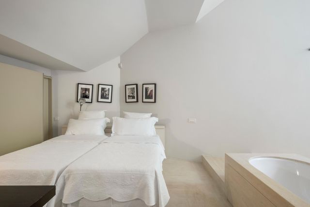 maison à vendre - 6 pièces - 183.0 m2 - ST JEAN CAP FERRAT - 06 - PROVENCE-ALPES-COTE-D-AZUR - Century 21 Lafage Transactions