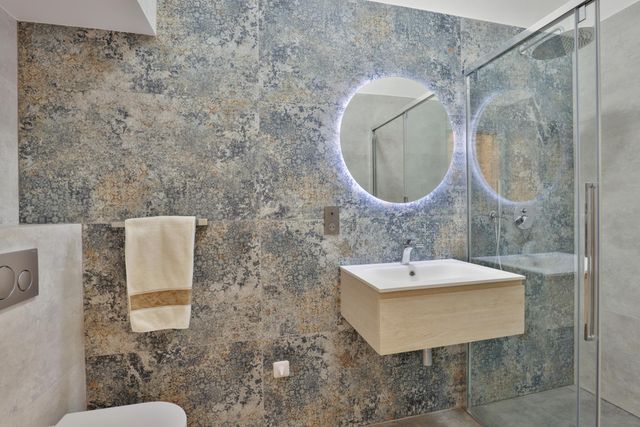 Appartement F5 à vendre - 5 pièces - 131.22 m2 - NICE - 06 - PROVENCE-ALPES-COTE-D-AZUR - Century 21 Lafage Transactions