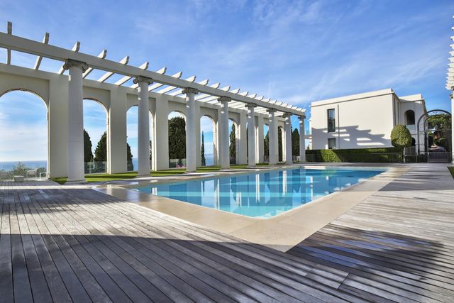 Appartement F3 à vendre - 3 pièces - 80.32 m2 - NICE - 06 - PROVENCE-ALPES-COTE-D-AZUR - Century 21 Lafage Transactions