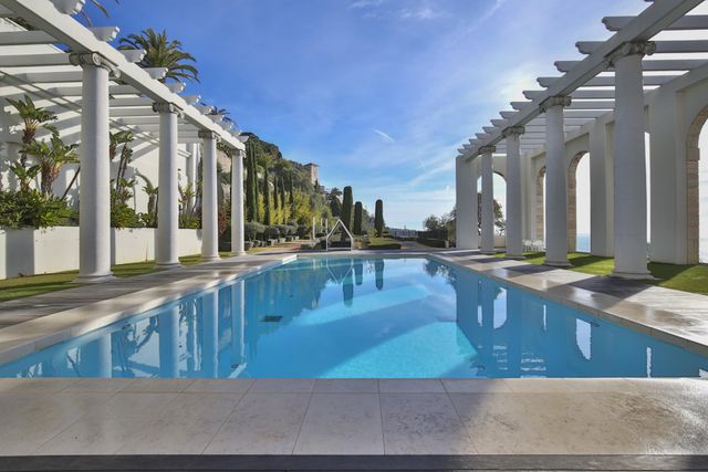 Appartement F3 à vendre - 3 pièces - 80.32 m2 - NICE - 06 - PROVENCE-ALPES-COTE-D-AZUR - Century 21 Lafage Transactions