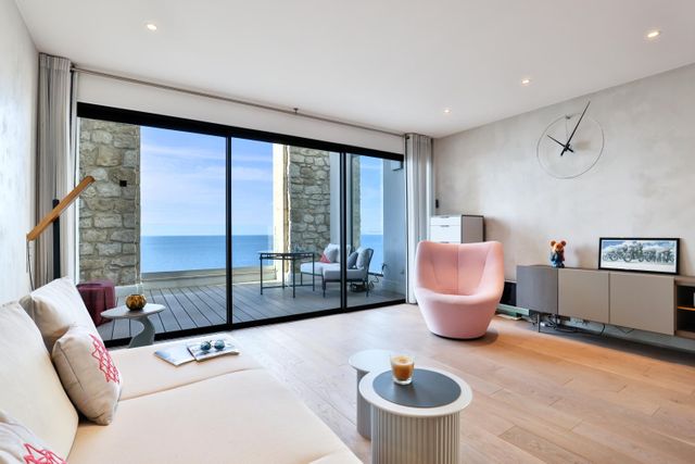 Appartement F3 à vendre - 3 pièces - 80.32 m2 - NICE - 06 - PROVENCE-ALPES-COTE-D-AZUR - Century 21 Lafage Transactions