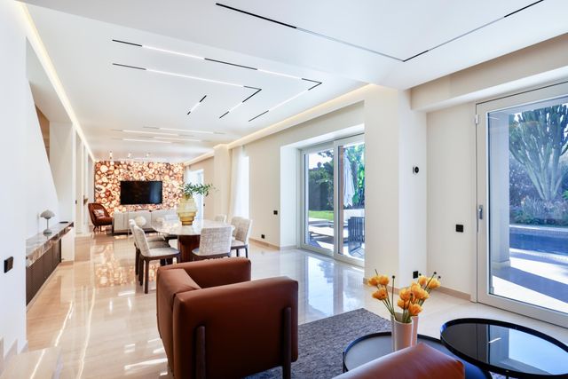 maison à vendre - 7 pièces - 413.0 m2 - ST JEAN CAP FERRAT - 06 - PROVENCE-ALPES-COTE-D-AZUR - Century 21 Lafage Transactions