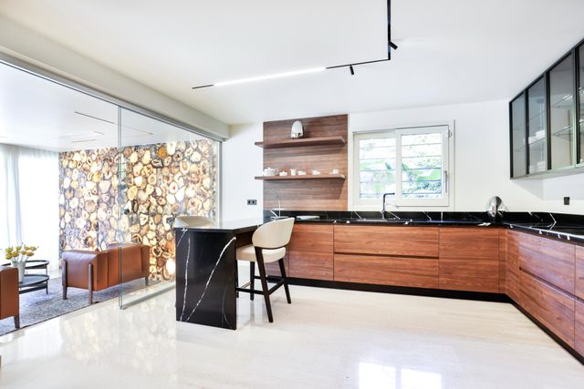 maison à vendre - 7 pièces - 413.0 m2 - ST JEAN CAP FERRAT - 06 - PROVENCE-ALPES-COTE-D-AZUR - Century 21 Lafage Transactions