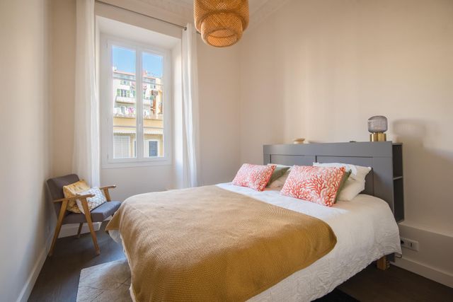 Appartement F2 à vendre - 2 pièces - 38.97 m2 - NICE - 06 - PROVENCE-ALPES-COTE-D-AZUR - Century 21 Lafage Transactions