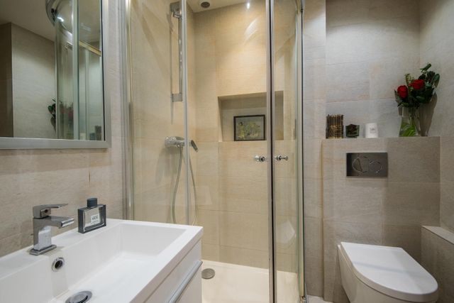 Appartement F2 à vendre - 2 pièces - 38.97 m2 - NICE - 06 - PROVENCE-ALPES-COTE-D-AZUR - Century 21 Lafage Transactions