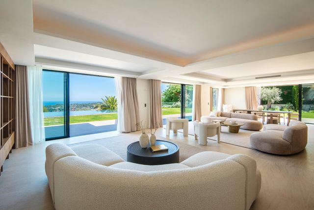 maison à vendre - 8 pièces - 430.0 m2 - NICE - 06 - PROVENCE-ALPES-COTE-D-AZUR - Century 21 Lafage Transactions