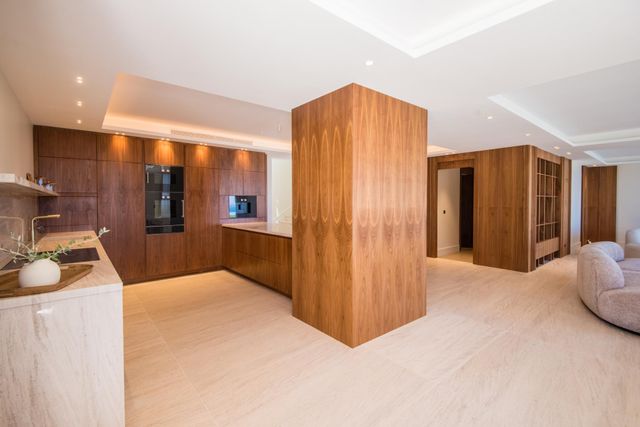 maison à vendre - 8 pièces - 430.0 m2 - NICE - 06 - PROVENCE-ALPES-COTE-D-AZUR - Century 21 Lafage Transactions