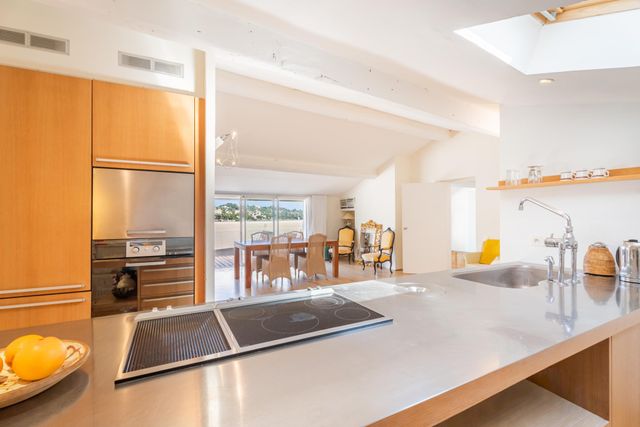 Appartement F3 à vendre - 3 pièces - 108.0 m2 - VILLEFRANCHE SUR MER - 06 - PROVENCE-ALPES-COTE-D-AZUR - Century 21 Lafage Transactions