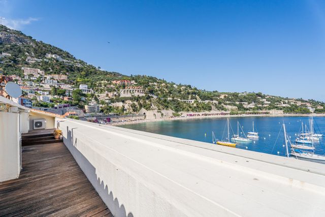 Appartement F3 à vendre - 3 pièces - 108.0 m2 - VILLEFRANCHE SUR MER - 06 - PROVENCE-ALPES-COTE-D-AZUR - Century 21 Lafage Transactions