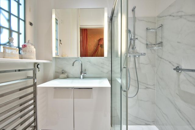 maison à vendre - 8 pièces - 300.0 m2 - BEAULIEU SUR MER - 06 - PROVENCE-ALPES-COTE-D-AZUR - Century 21 Lafage Transactions